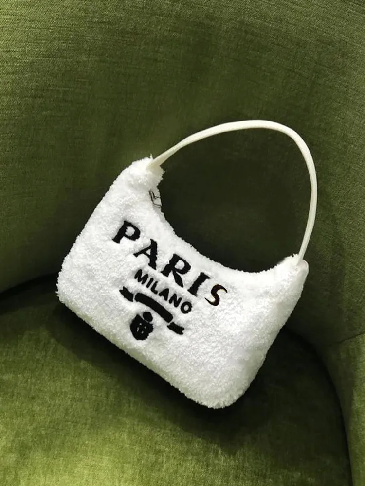 

Designer Plush Baguette Bags for Women Winter White Ladies Top Handle Bag Dating Female Purses and Handbag Fluffy Faux Fur 2021