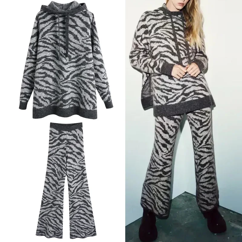 

Женский вязаный комплект из 2 предметов, свитер и длинные брюки с принтом зебры