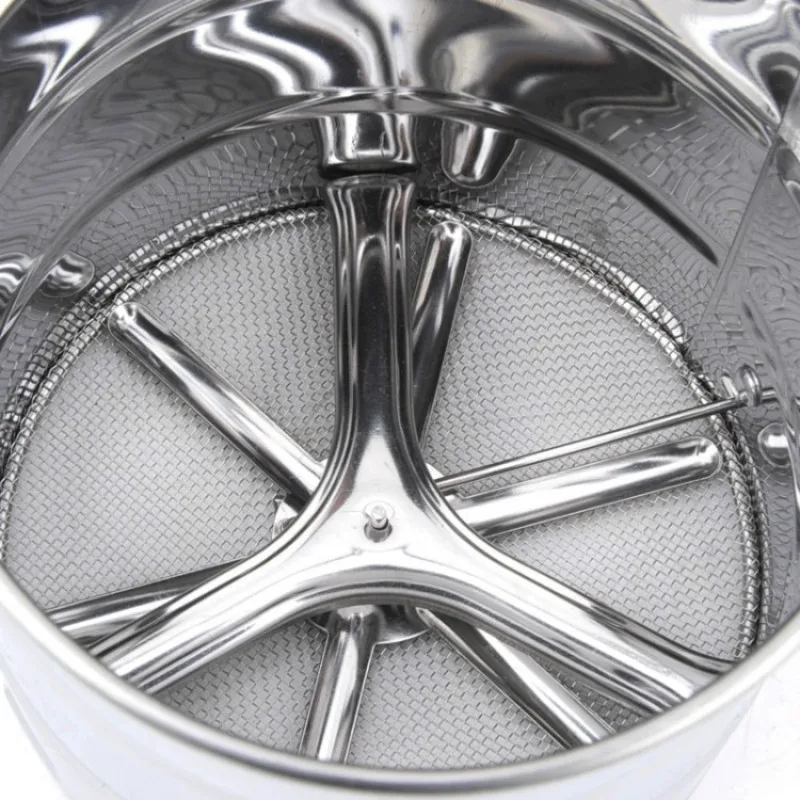 

1 Pcs Stainless Steel Sieve Cup Powder Flour Mesh Sieve Baking Tools For Cakes Decorating Pastry Tools Bakeware
