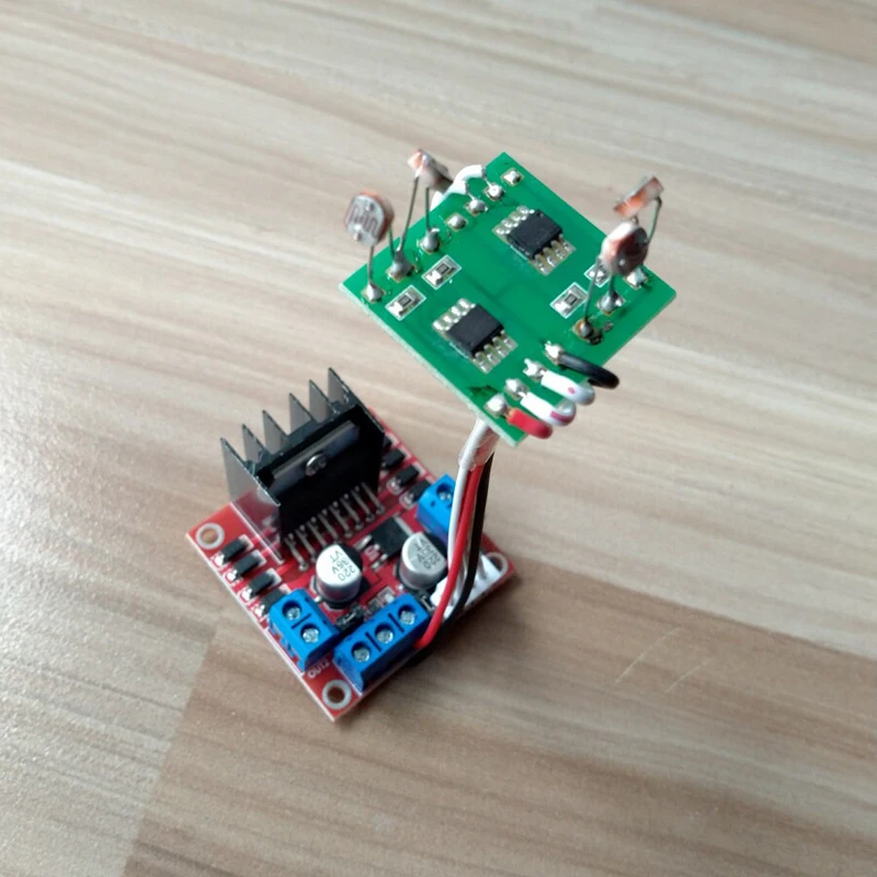 Dyko-sensor de Rastreamento Solar de Eixo Duplo Placa de Acionamento Automático Rastreamento 12v L298n Peças e acessórios p/ instrumentos