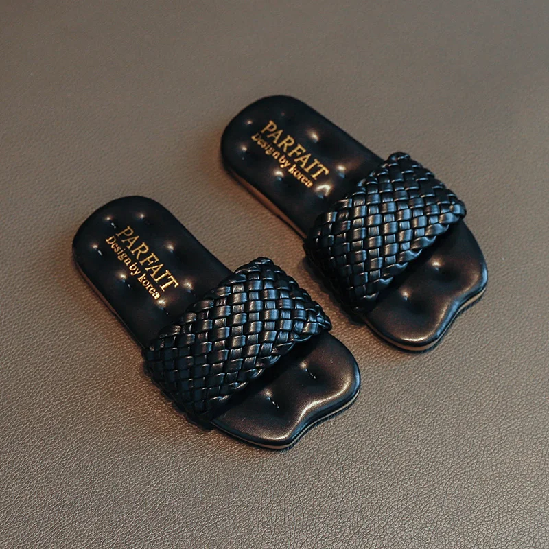 

Children's Flip-flop Sandals 2021 Summer New Girls Outdoor Soft-soled Non-slip Open-toed Flat-heel Fashion Kids Slippers 26-36