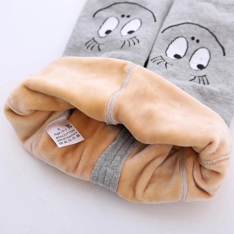 Зимние теплые милые бархатные утепленные штаны со смайликом для детей ясельного