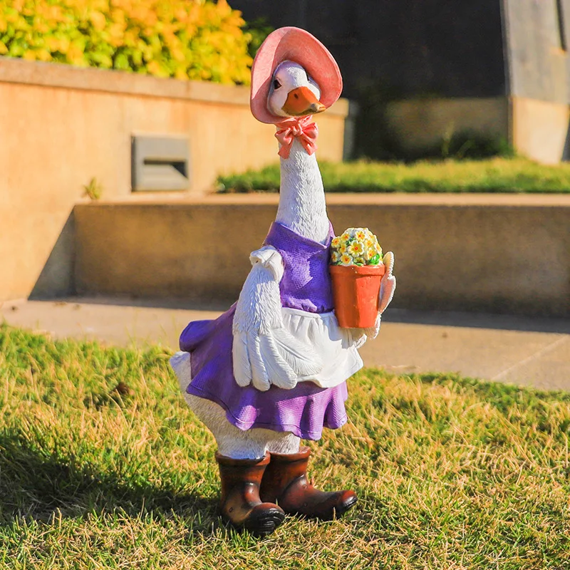 

High Cute Resin Duck Outdoor Statue Flexible Simulation Duck Ornaments For Outdoor Yard Lawn Garden Decorations DOG88