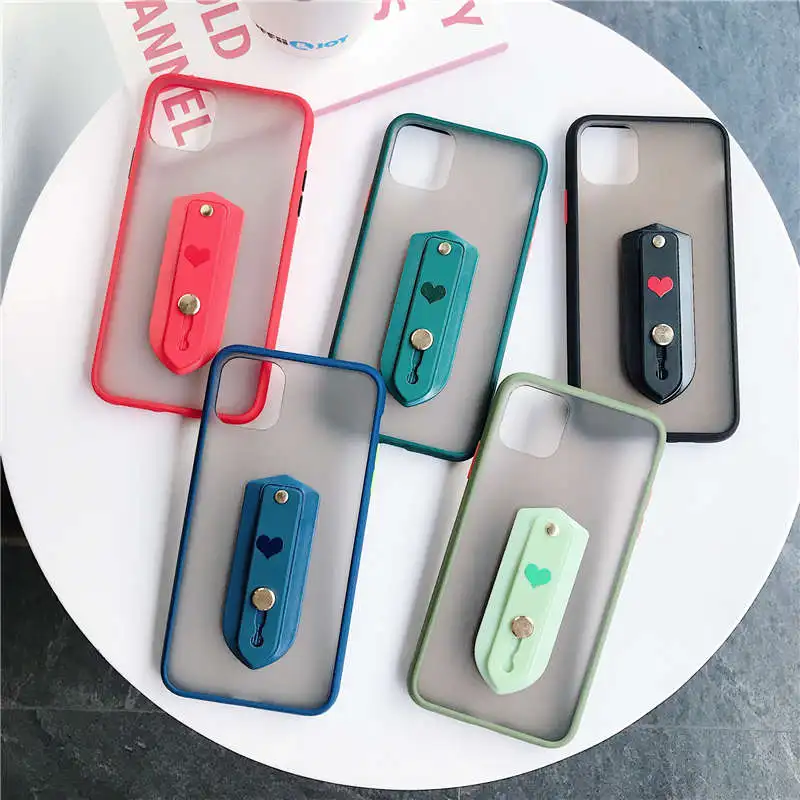 Противоударный чехол бампер с сердечком для iphone 11 Pro Max SE 2020 матовый 7 8 6 6S Plus X XR XS