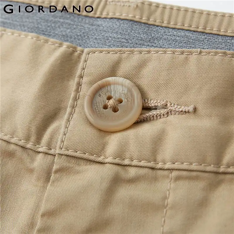 

Giordano Men Shorts High-tech Lightweight Stretchy Mid-rise Shorts Zip Fly Muti-Pocket Plain Soild Bermuda Masculina 01101333