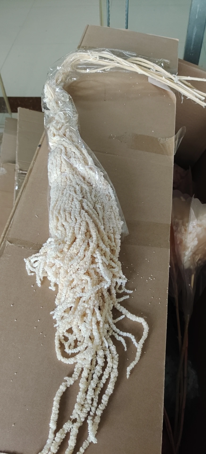 Букет сухих натуральных цветов Amaranthu 60 см сохраненное просо длинные мягкие