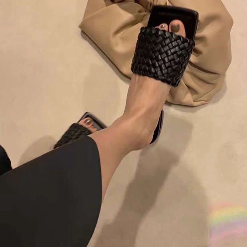 Женские тапочки мюли на плоской подошве Летняя кожаная обувь ручной работы