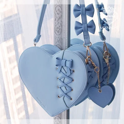 

Costumes & Accessories