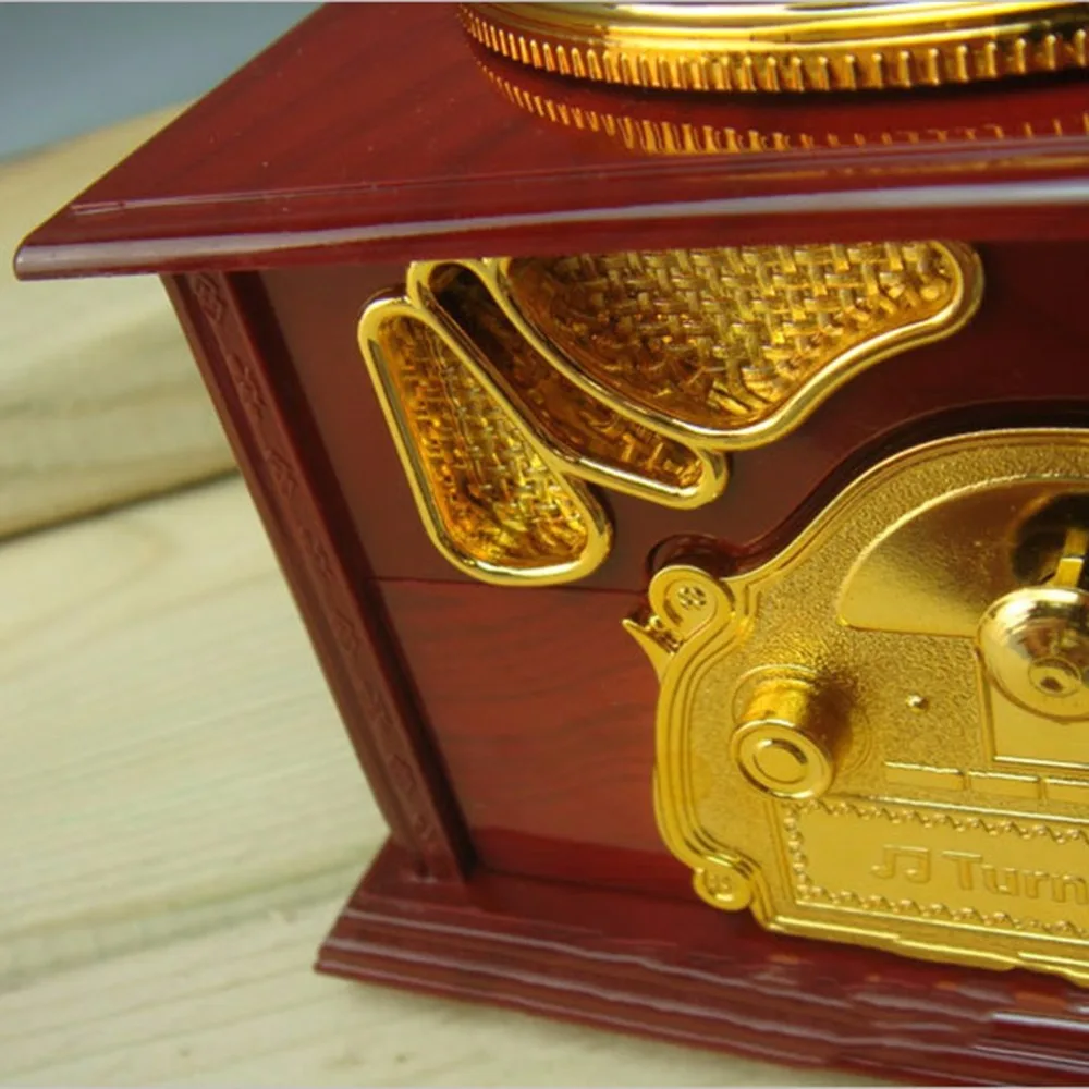 

Hot Sale Gramophone Shaped Classic Vintage Music Box Hand Crank Type Music Box Movement Diy Romantic Christmas Present Drop Sh