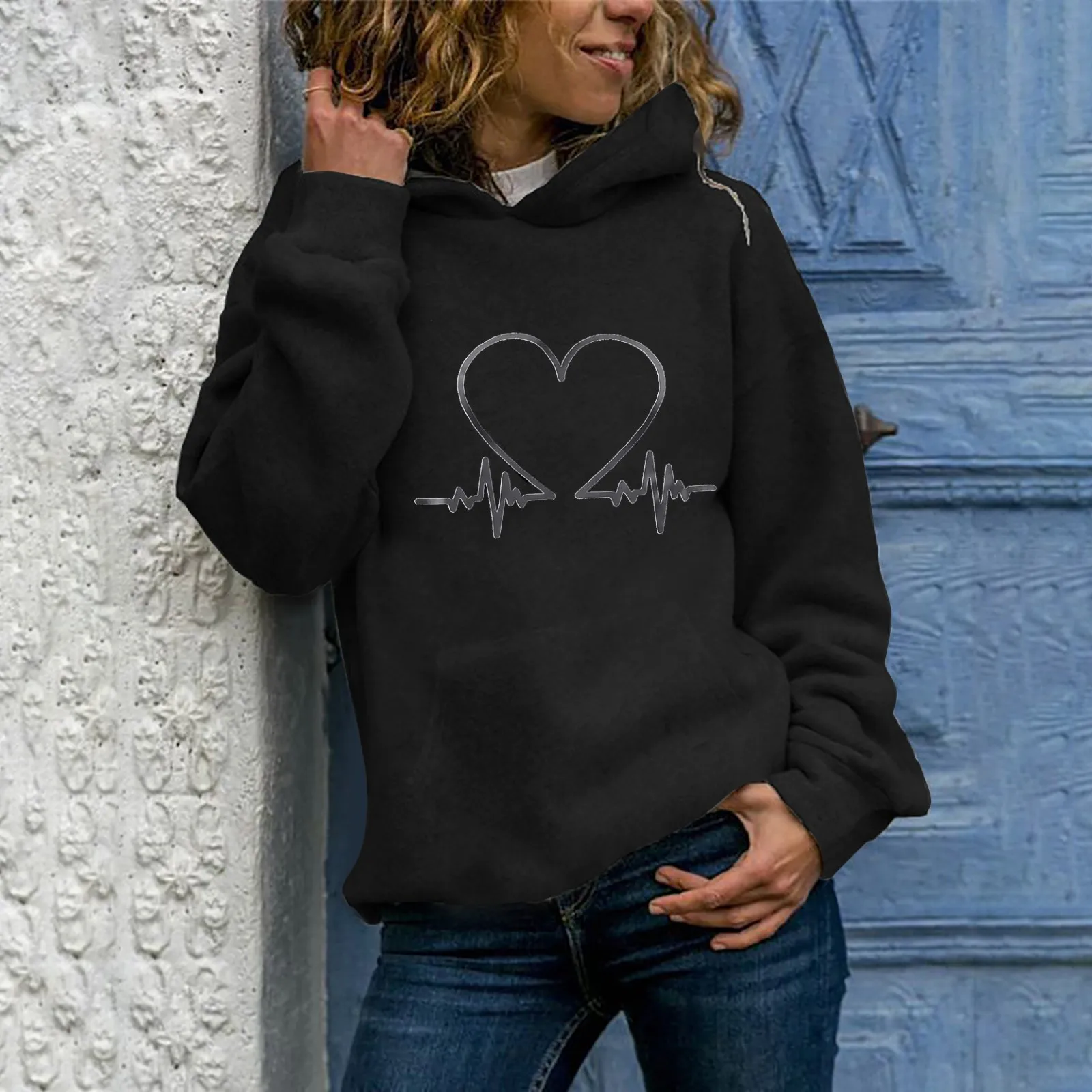 

Women Hoodies Harajuku Black Heart Printed Long Sleeve Pullover Autumn Oversized Female Hooded Sweatshirts Y2k Top Sudaderas