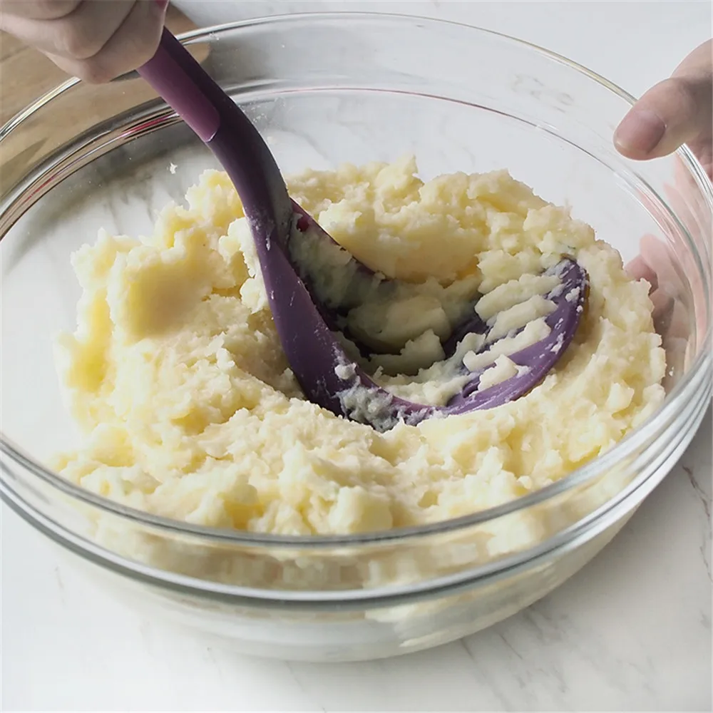 

Mashed Potatoes Pressing Utensil Household Mashed Spoon Food Mill Baby Food Pressure Tamper with Ergonomic Handle Purple