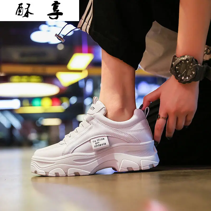 

Autumn Winter Sneakers Casual Vulcanized Shoes Velvet Thick Sole Round Toe Shoes Woman Fashion Outdoor Shoes Footwear Size 35-40