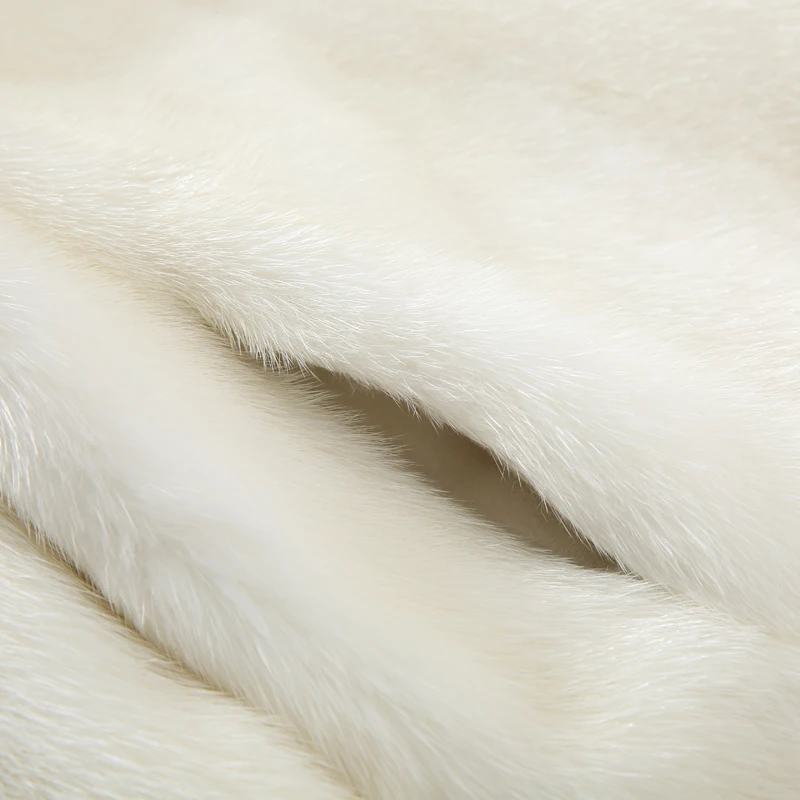 

2020 winter new whole mink fur coat women's short fashion simple and generous with hooded skirt pendulum fur