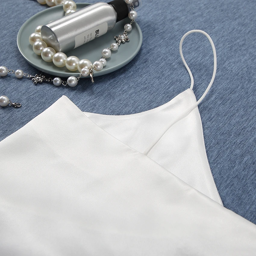 

Womens PajamasV-neck Sexy Pajamas Silk Satin Pajamas With Black And White Spring Home Set/ Sleepwear Pijamas Women RoomWear