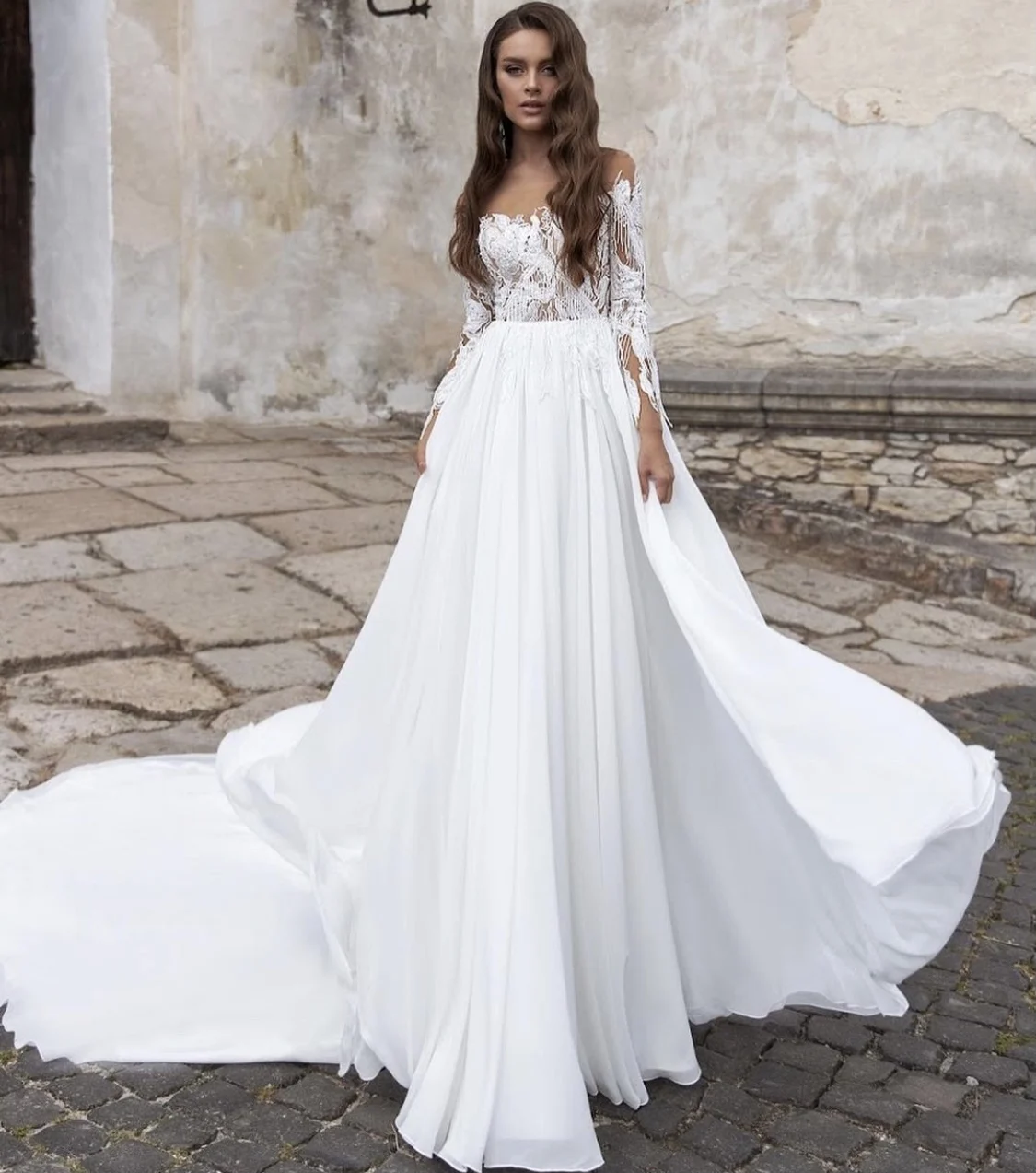Wedding Dress A-Line Full Sleeve Sheer Neck Lace Appliques Sequined Tassel Backless Button Floor Length Sweep Train Bride Gown