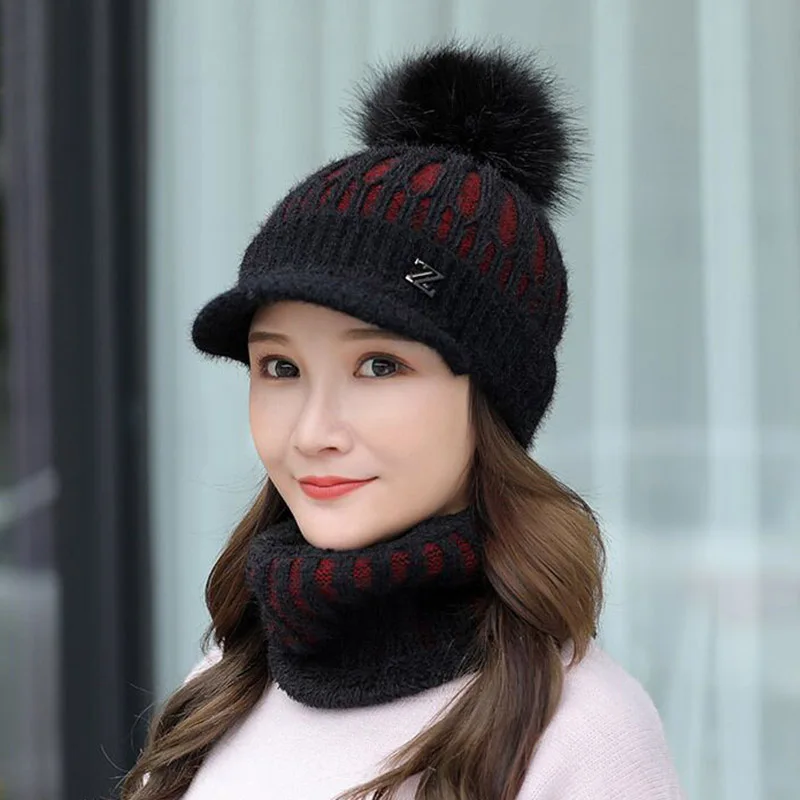 Шапка женская вязаная из искусственного меха с помпоном | Аксессуары для одежды