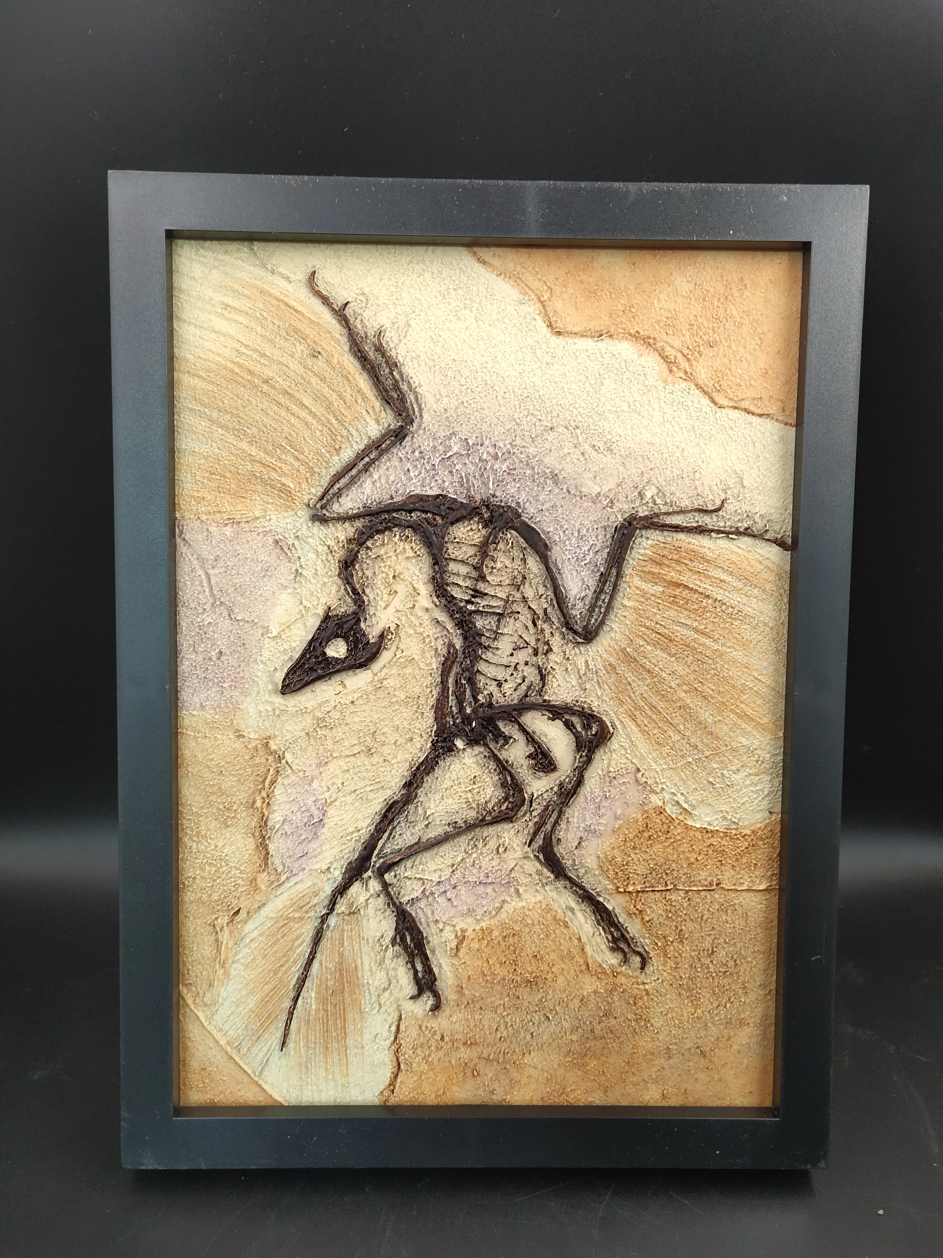 

Decorative picture hanging dragon bird