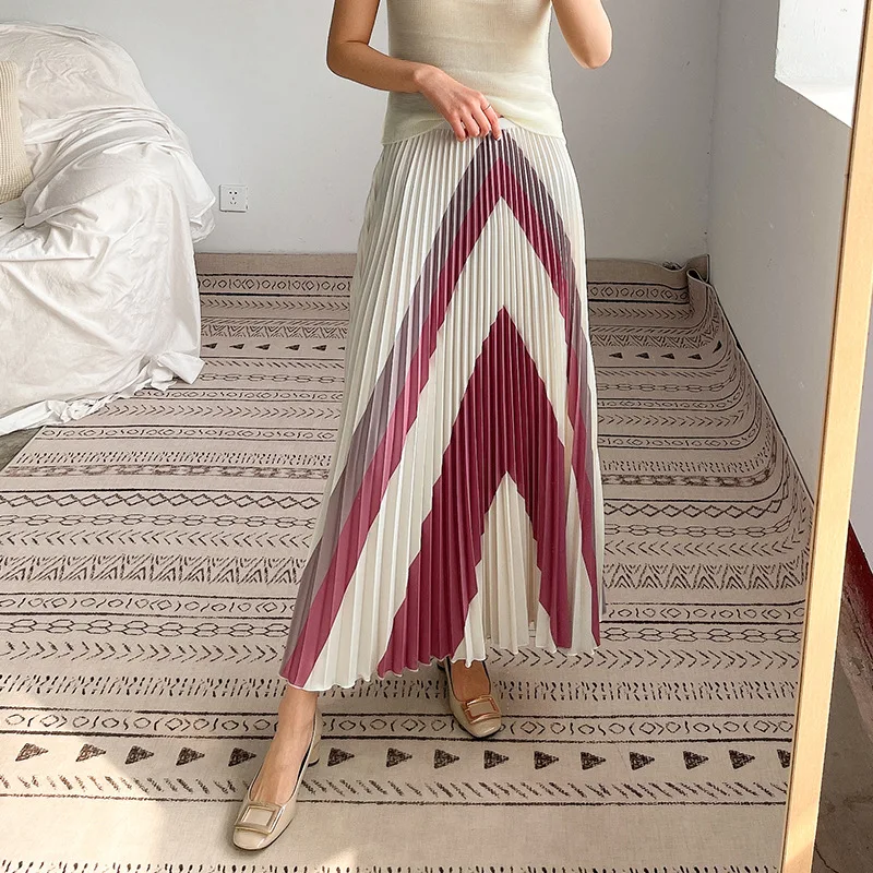 

Юбка женская плиссированная средней длины, с высокой талией и принтом