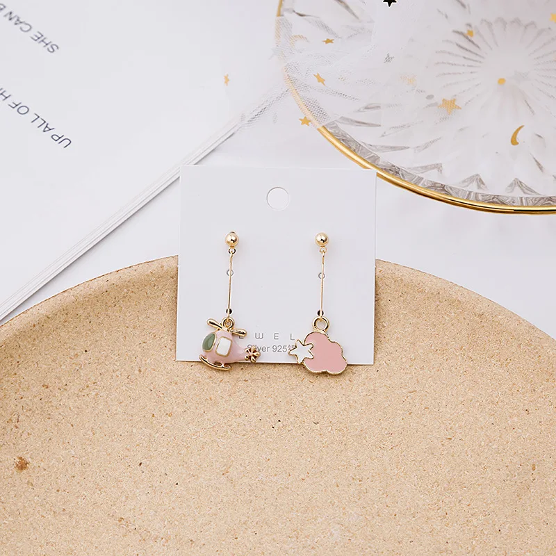 Hello Miss New cartoon asymmetric earrings animal cloud fun wild fresh stud fashion women's jewelry | Украшения и аксессуары