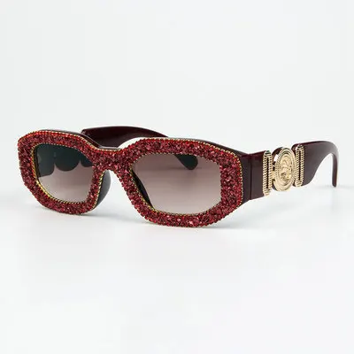 

Small box studded sunglasses drill shiny gravel Medusa temple ladies sunglasses