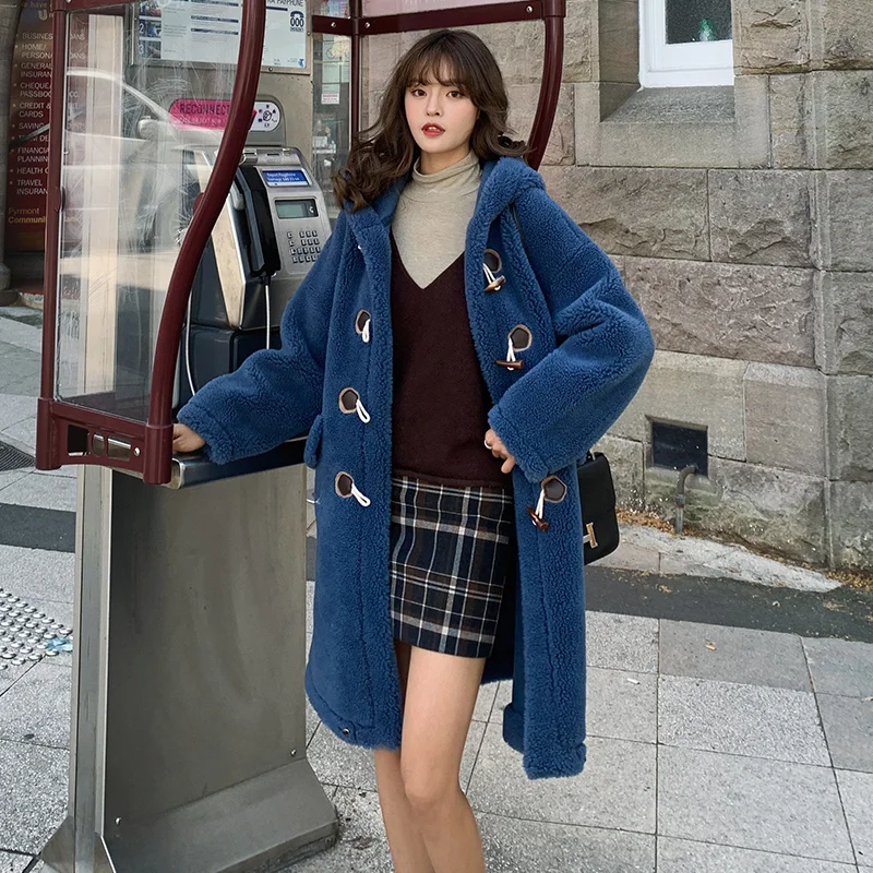 Женское зимнее пальто с роговыми пуговицами и меховым капюшоном теплая Женская