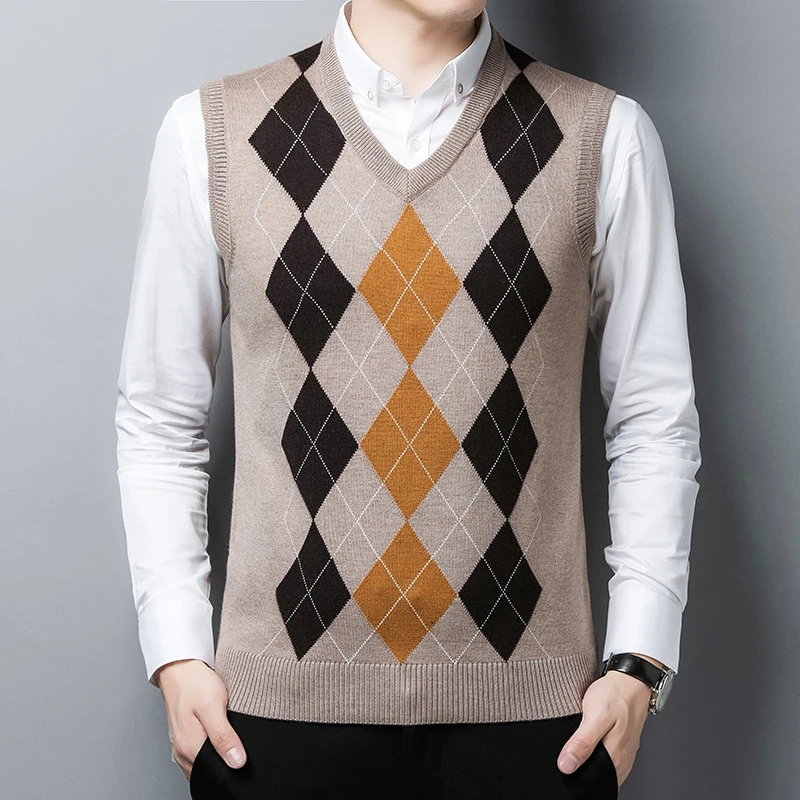 Мужской трикотажный пуловер с V-образным вырезом из 23% шерсти | Мужская одежда