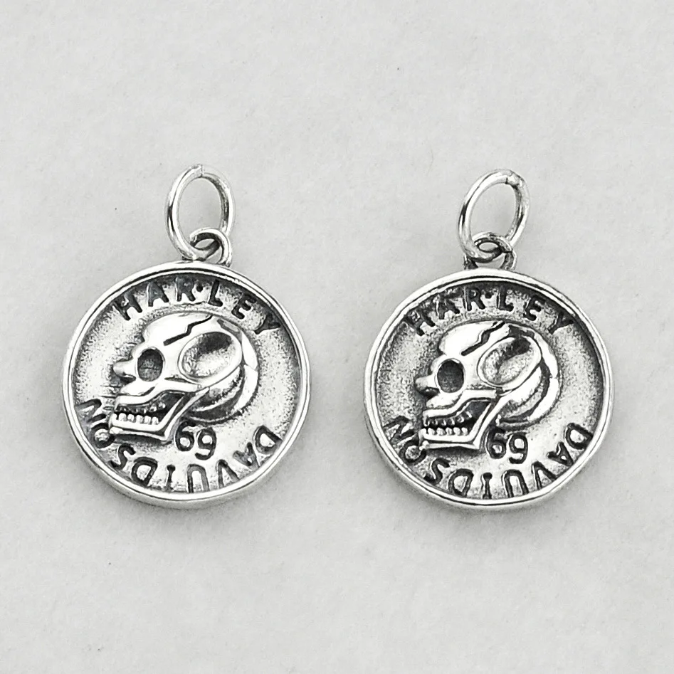 

S925 Fine Silver Skull Pendant South Korea Cool Retro Skull DIY Pendant Ornaments Accessories