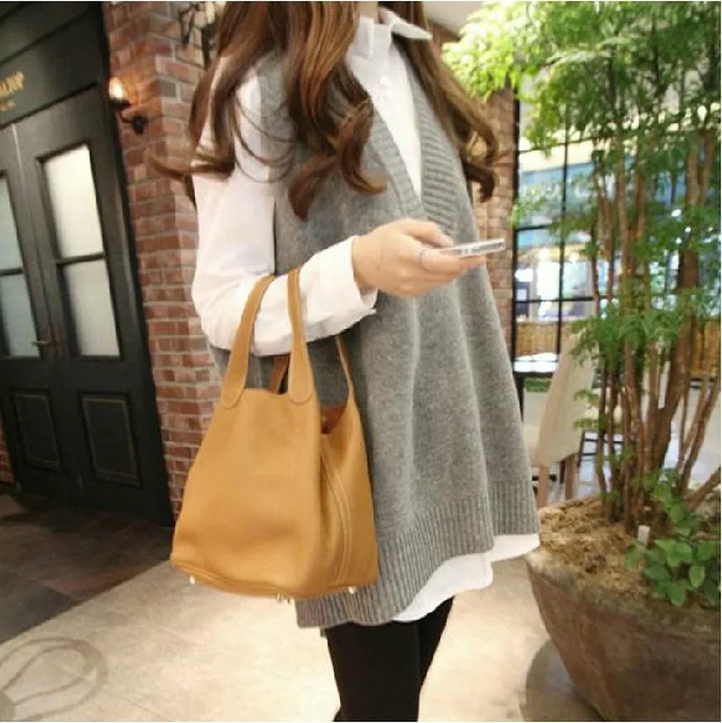 Женский вязаный жилет длинный шерстяной с V образным вырезом свободный свитер