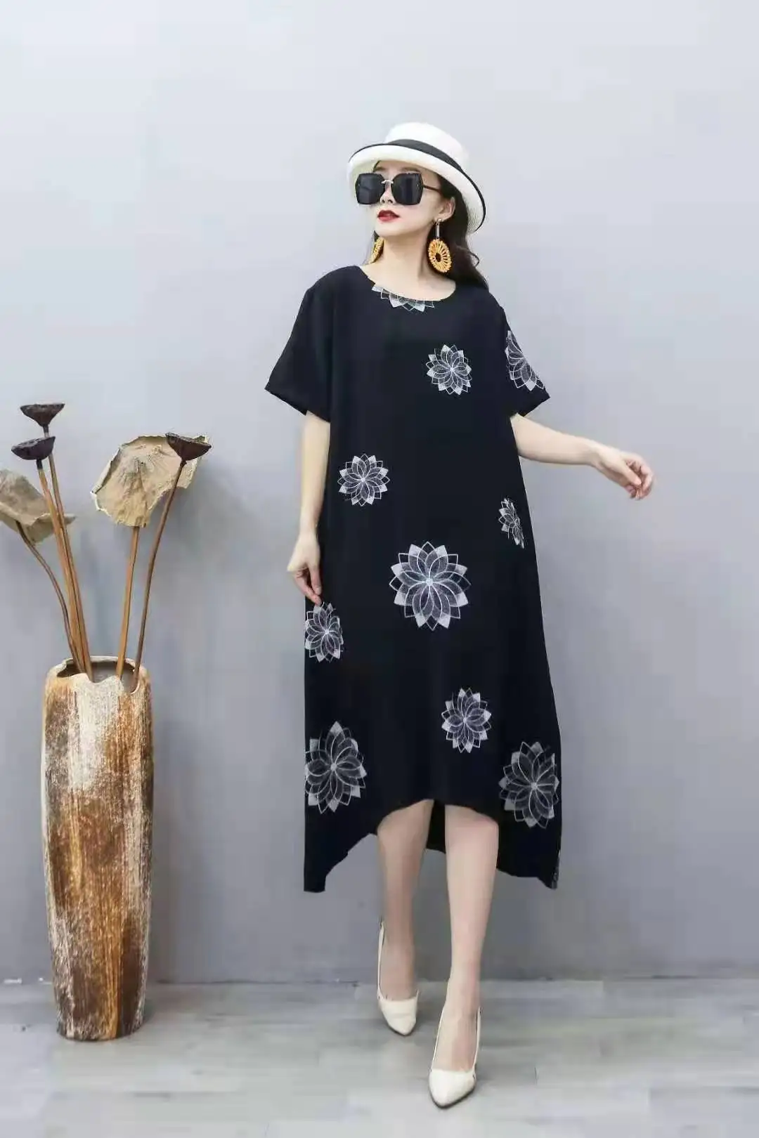 

Home Women Wear; Linen Ladies' Dress, Printed Long Skirt, Round Neck, One Size,Light and Cool