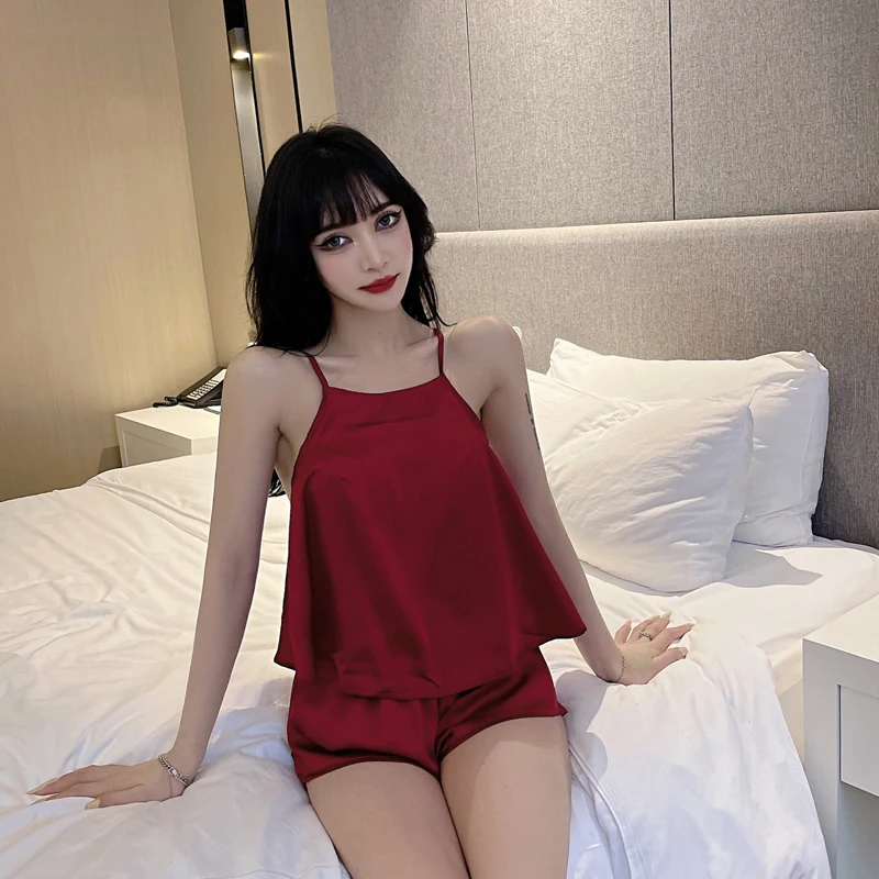 

Sexy open back silky satin pajamas two-piece set with small straps and wide-leg shorts set