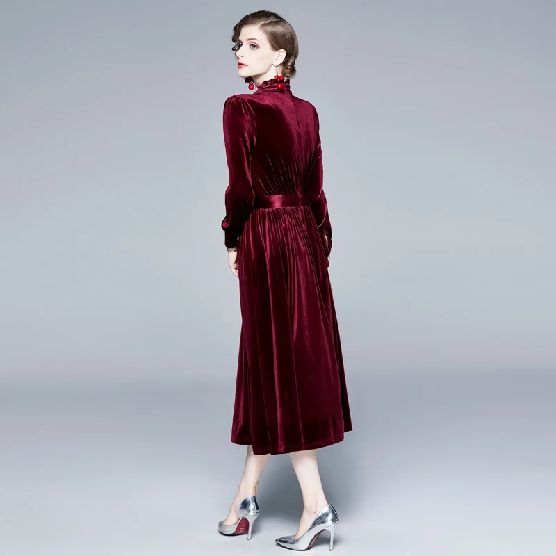 Винтажное бархатное платье миди DROWYD золотого цвета с воротником стойкой зима 2019