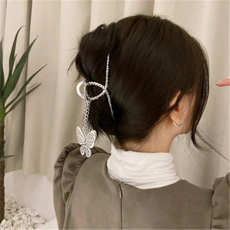 

Luxury Butterfly Pearl Hair Claws Woman Girls Claw Hair Pin Hair Accessories Hairpin Headwear Hairgrip Tendy Barrettes