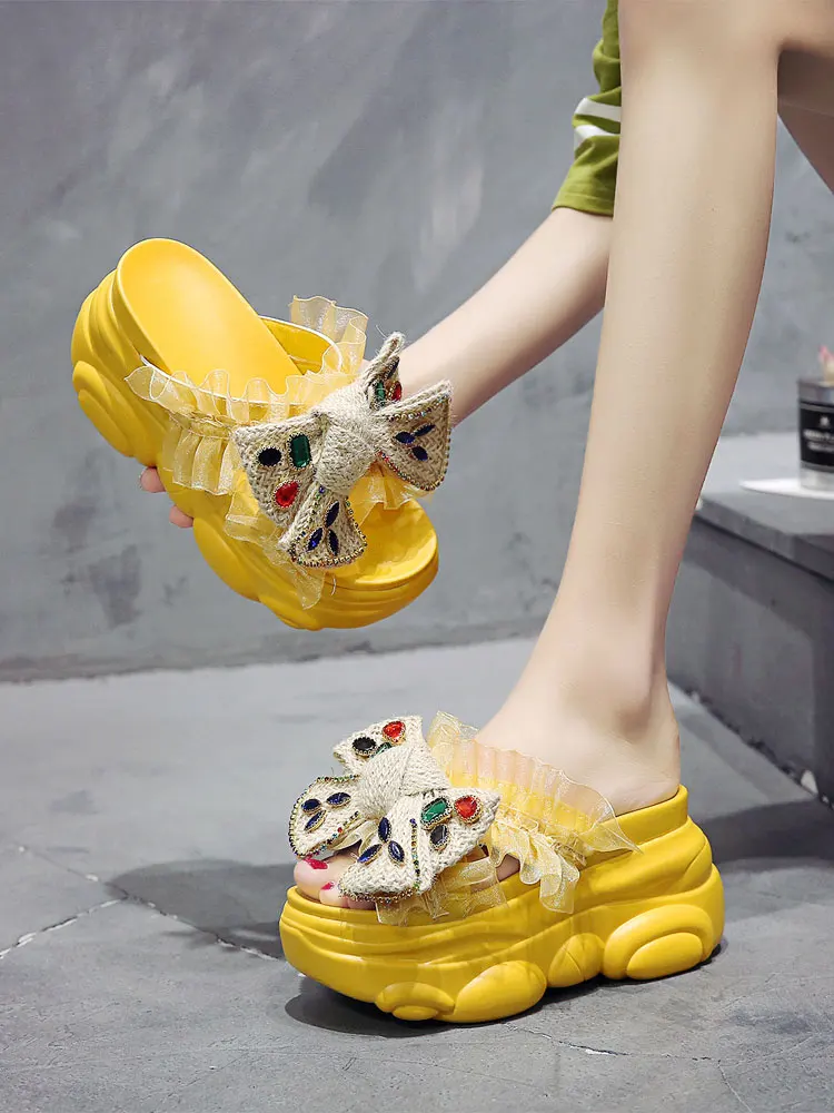 Новый 2021 Женская мода с милым бантом на толстой подошве Сандалии Тапочки