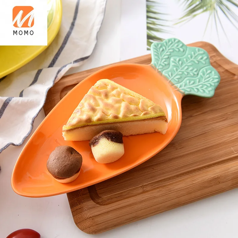 

Household Ceramic Plate Dinner Plate Nordic Personalized Meal Tray Cute Snack Dish Creative Fruit Plate Pineapple Shape Plate