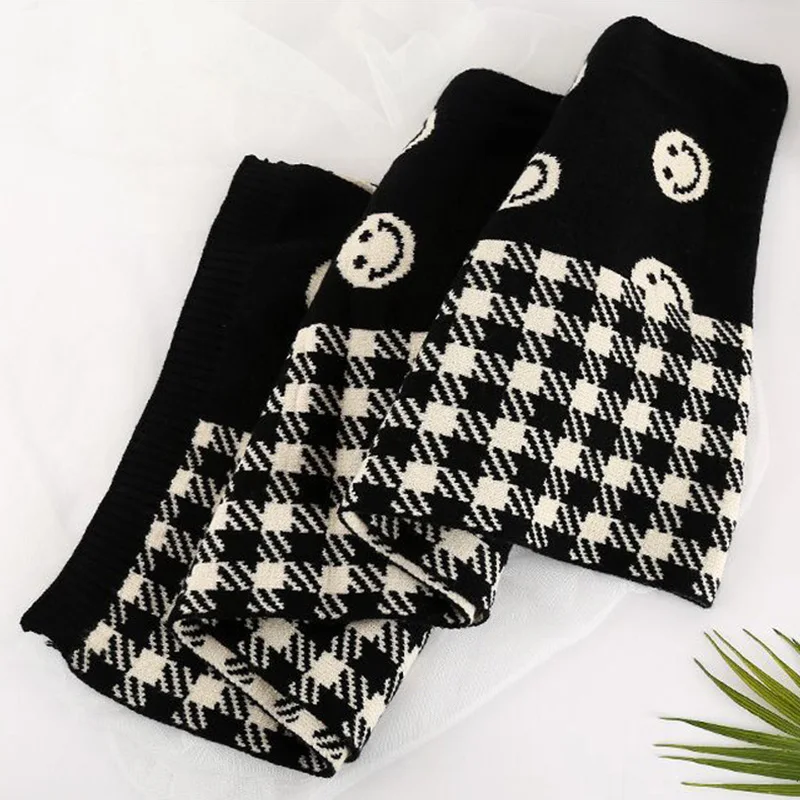 Wool Knitted Scarf Double-sided Smiley Face Scarf Women's Winter Scarf White and Black Foulard Shawl for Female