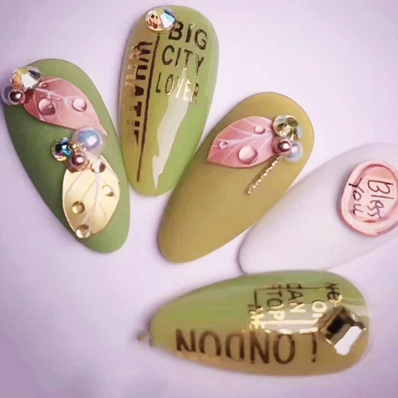 

2020 DIY 3D Nail Art Sticker Adhesive Sticker Decals Tool Round shape Image Nail Art Tattoo Decoration Z0328