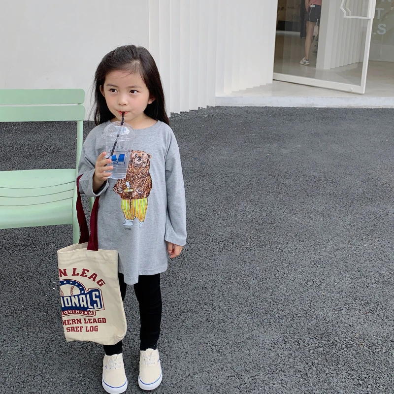 

MILA CHOU 2021 Girls's Autumn Cotton Long-sleeve O-Neck Long Section Bear Pattern Grey T-shirt Children Casual Top Kid Tee