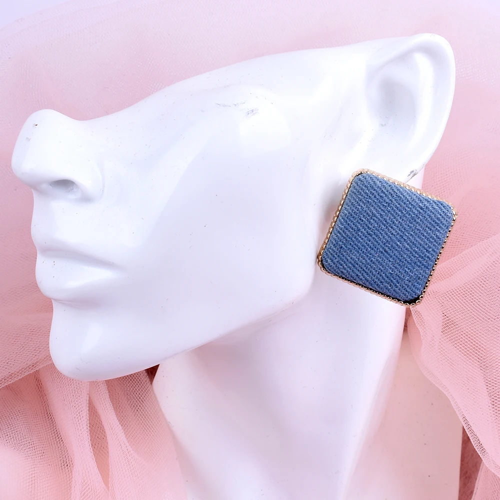 Женские квадратные серьги-гвоздики из джинсовой ткани эффектные золотые серьги