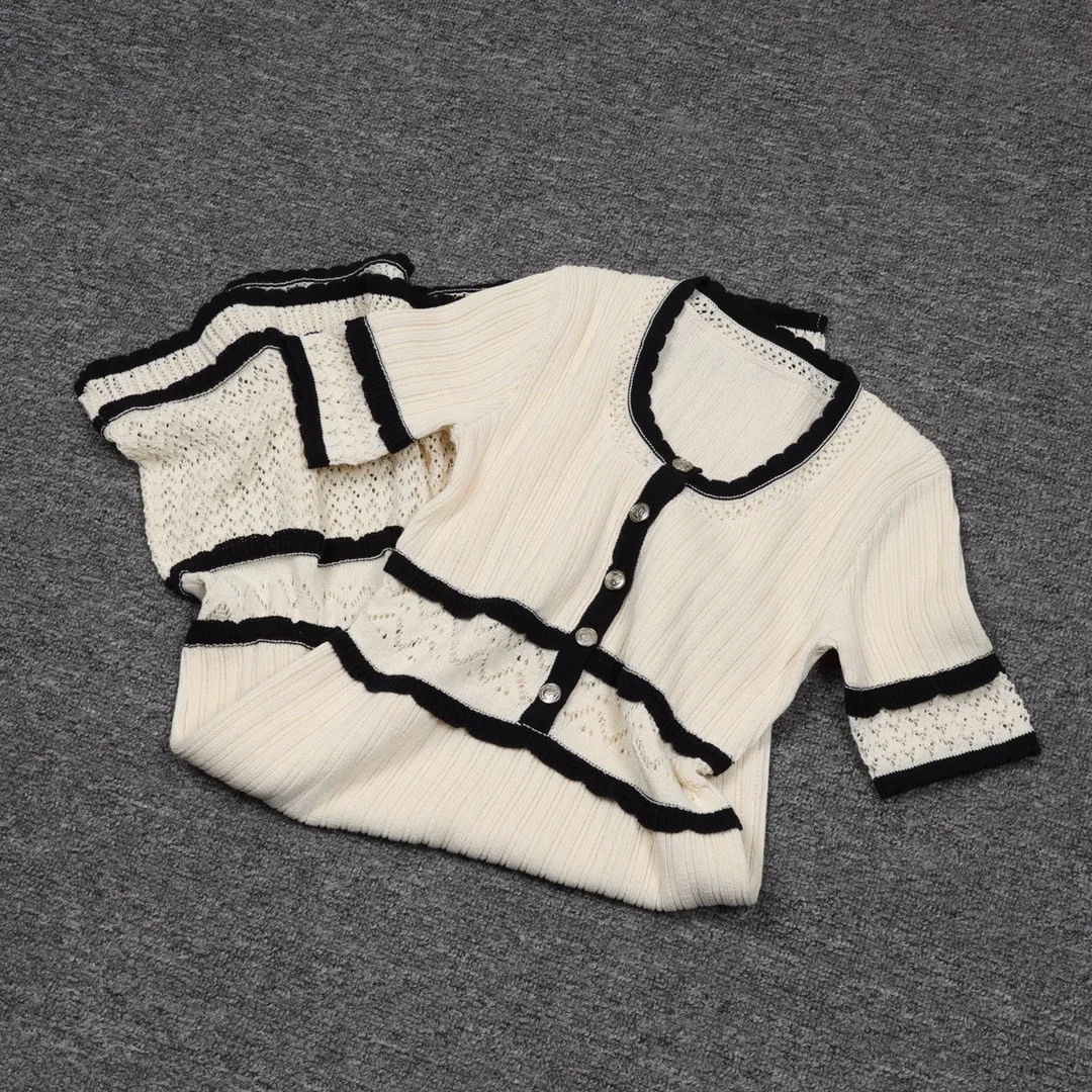 

2021 Autumn New Women's Corrugated Color Matching Hollow Out Knitted Dress