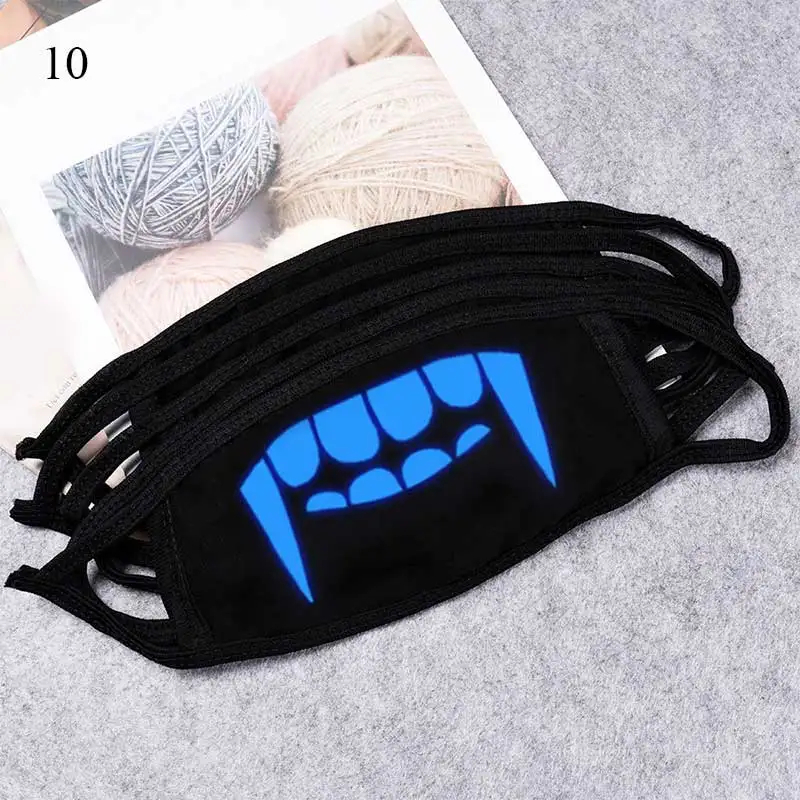 Ветрозащитная маска для рта мультяшная со ртом лица и зубов светящаяся в темноте