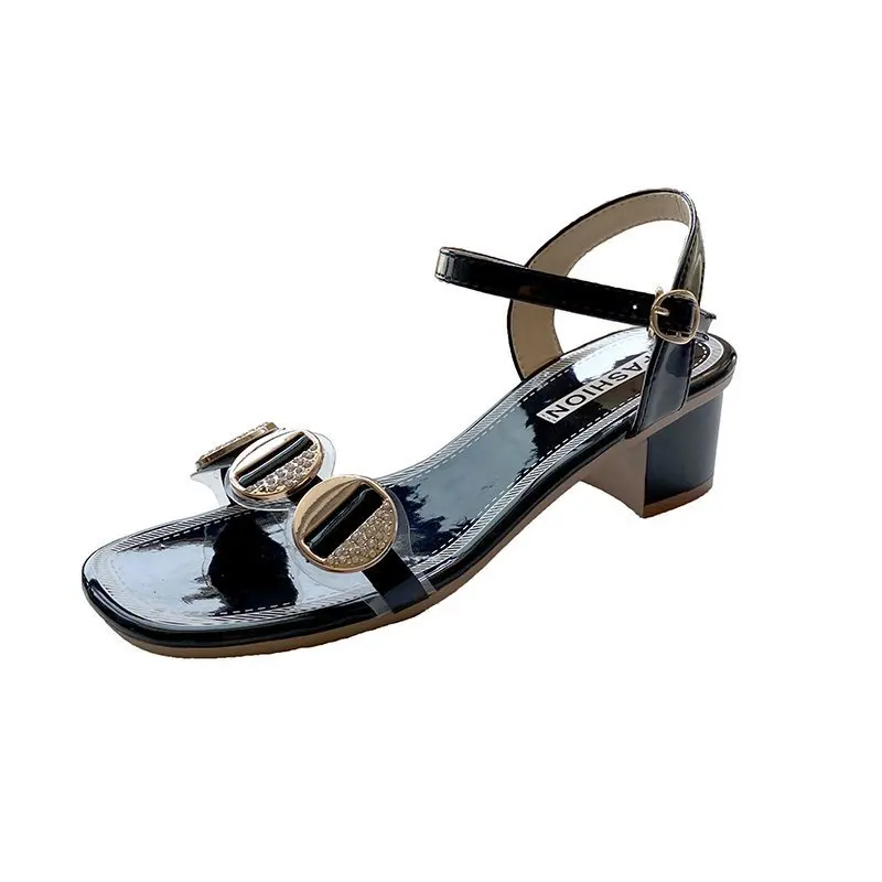 

New Fashion Women Sandals Pu Upper Material In 2021 Summer Comfortable Soft Wear-resistant, Wear-resistant Sole Metal Decoration