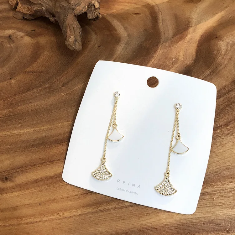 Гламурные серьги распродажа модные новые темпераментные элегантные женские с