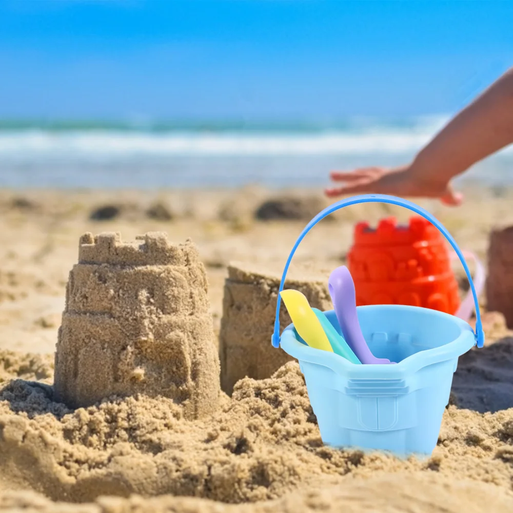 

4pcs Beach Sand Toys Children Beach Children Playing Sand (Random Color)