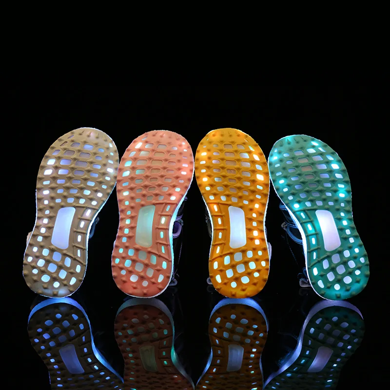 

New 2018 Summer Children Led Light Sandals USB charging kids LED luminous shoes Girls Boys Comfortable Beach Sandals 26-37