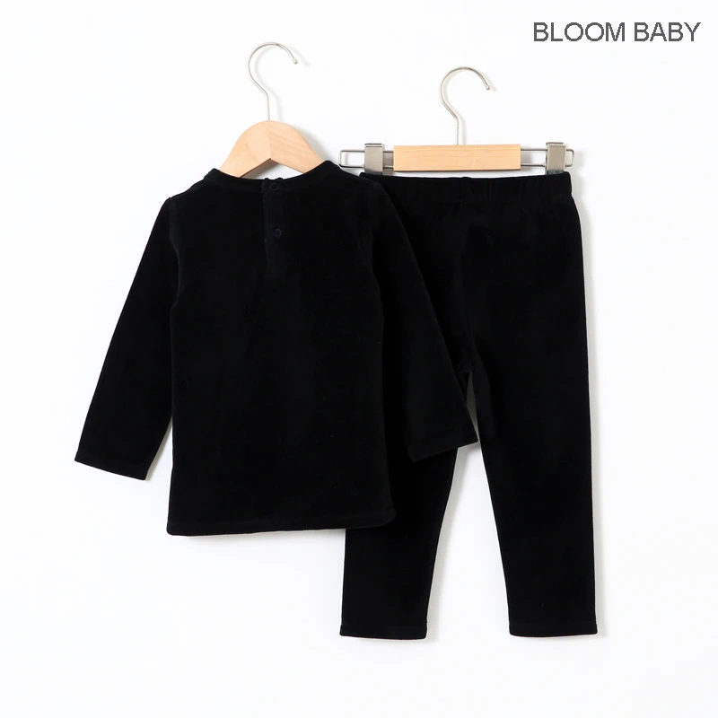 Velour baby clothes long top/ pant set children casual set with star and heart patches kid clothes black color fashion clothes