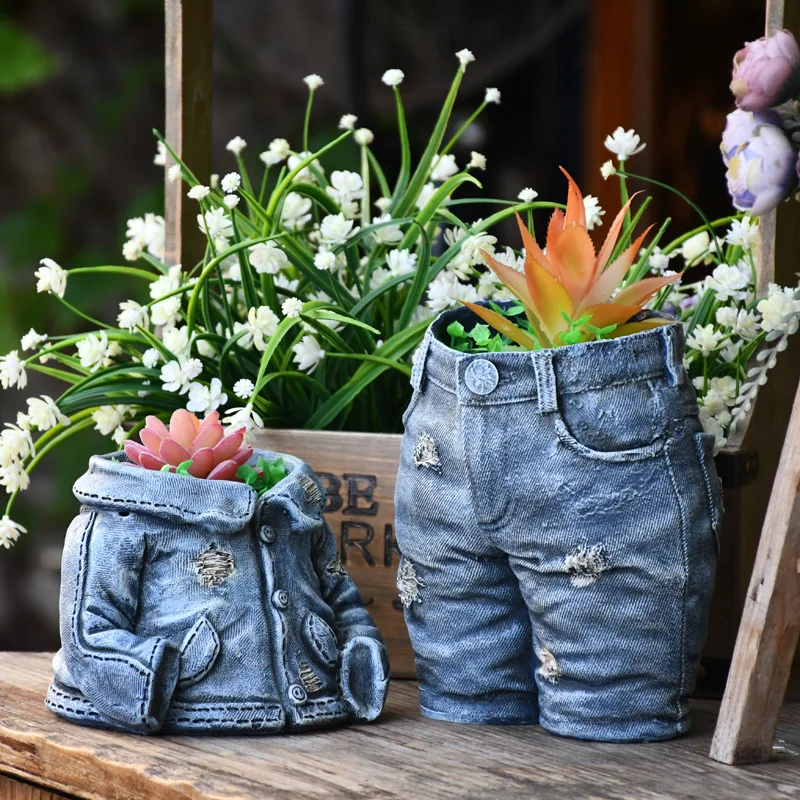 

Resin Flower Pot Desktop Vase Creative Modern Denim Clothes Flower Pot Vase Cute Courtyard Garden Sculpture Flowerpot Home Decor