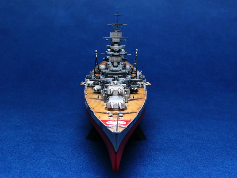 Немецкий линкор Tirpitz 1944 Военная Модель Коллекция Бесплатная доставка 1: 700 Масштаб