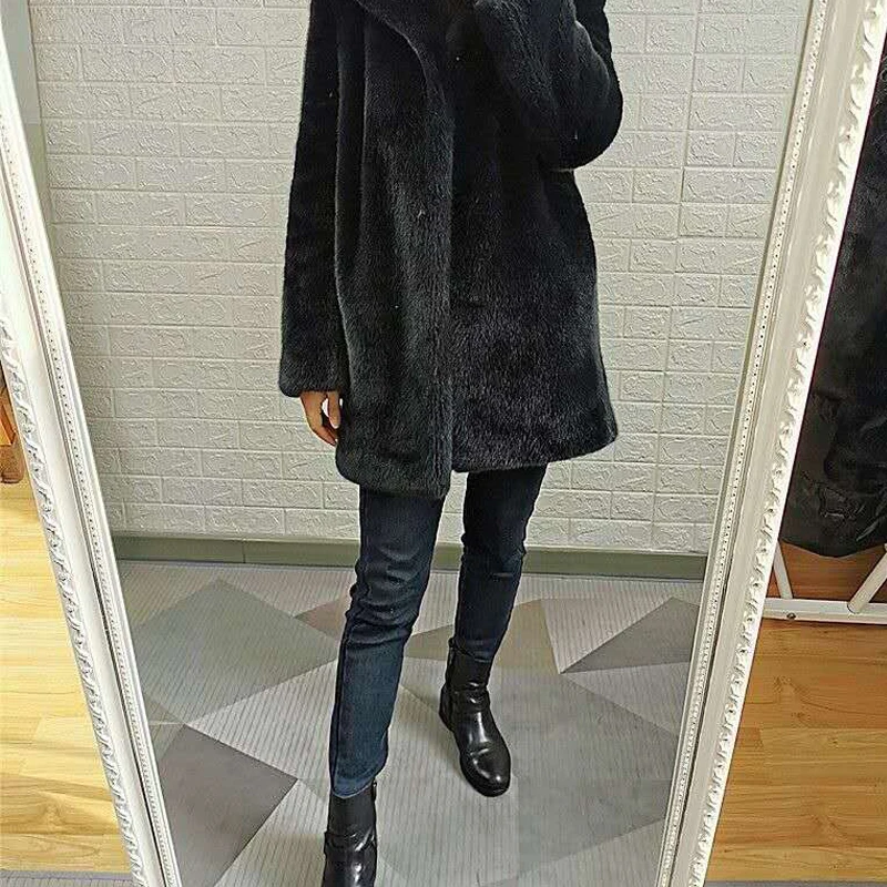 

Winter Warm Faux Fur Coats Jackets Women Furry Fake Fur Cropped Jacket Turn Down Collar Button Cardigan Overcoat