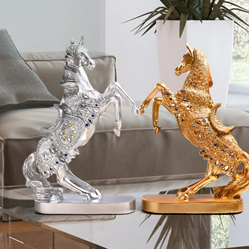 

Европейский смолы лошадь статуи украшения гостиной комнаты, офиса, орнамент фигурка лошади аксессуары для дома лошадь Скульптура современ...