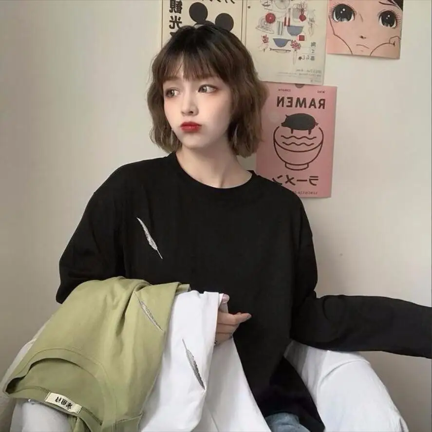 

LISCN Women's Autumn 2020 New Korean Style Loose Wild Embroidery Long-Sleeved T-Shirt Women Summer Bottoming Shirt